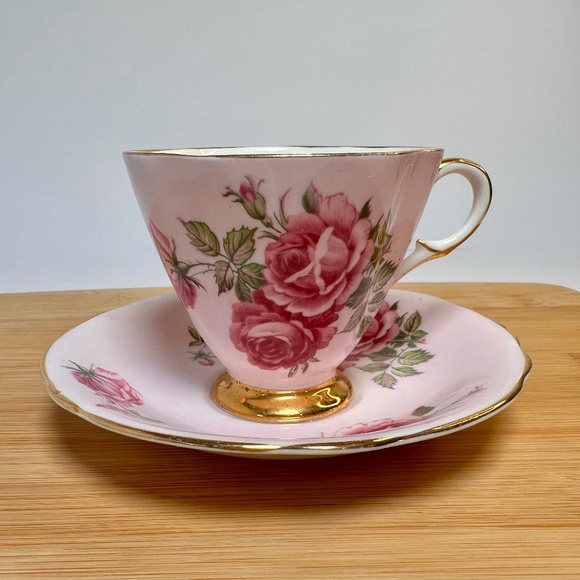 Windsor Bone China “Rosa Elegans” Pink Rose Teacup & Saucer • England 🌸 - Picture 1 of 6